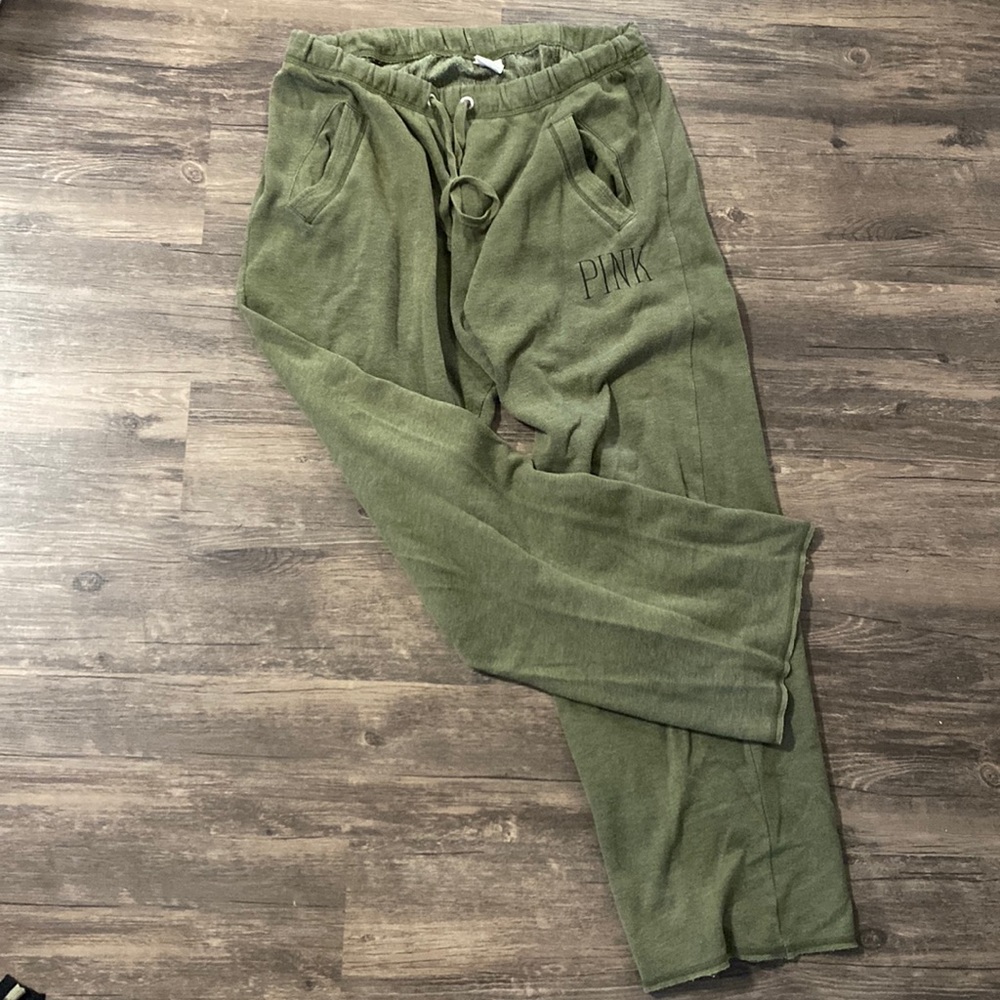 Victoria’s Secret Pink sweatpants